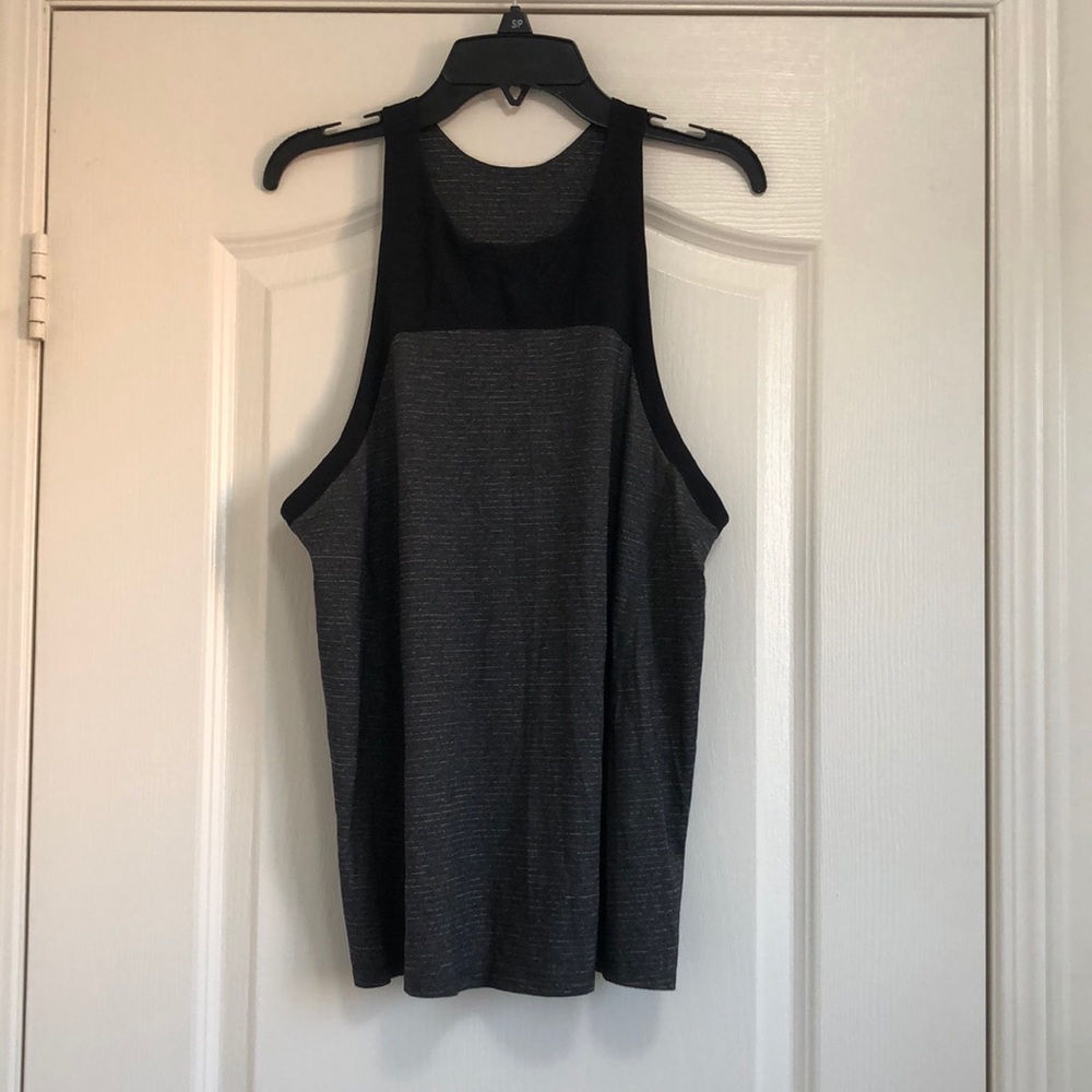 🌷 Lululemon Tank